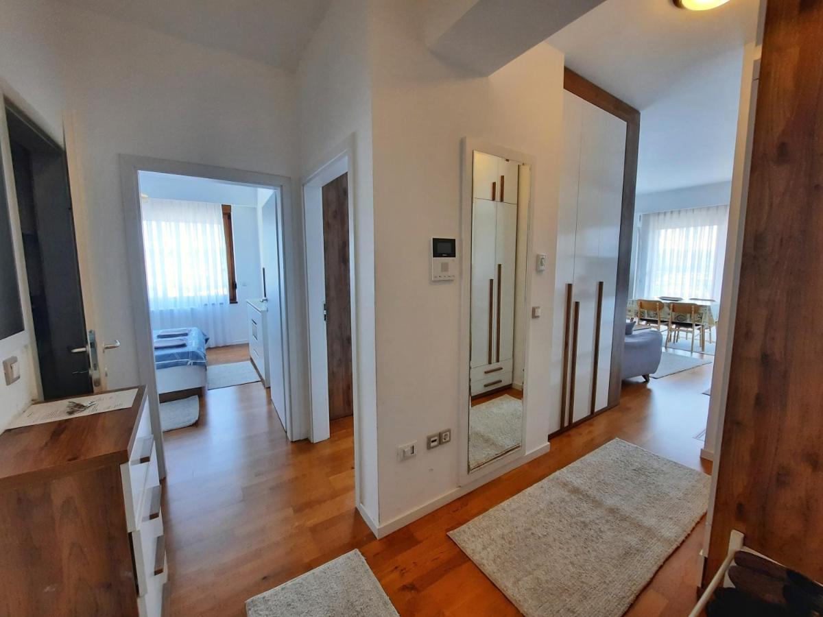 Luxury Sky View Apartment Pristina Exterior photo