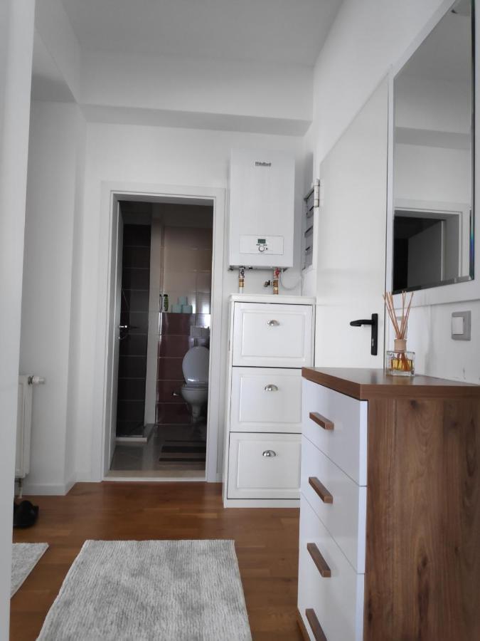 Luxury Sky View Apartment Pristina Exterior photo
